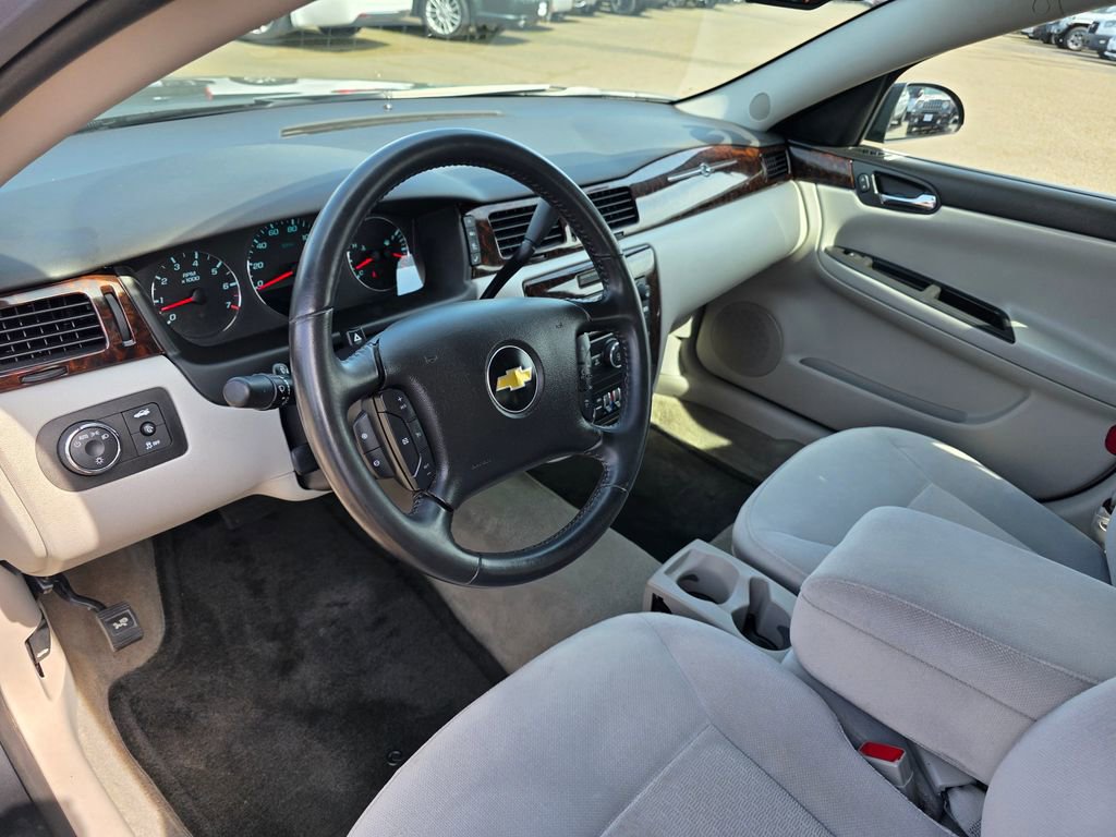 Used 2012 Chevrolet Impala LT FWD image 10