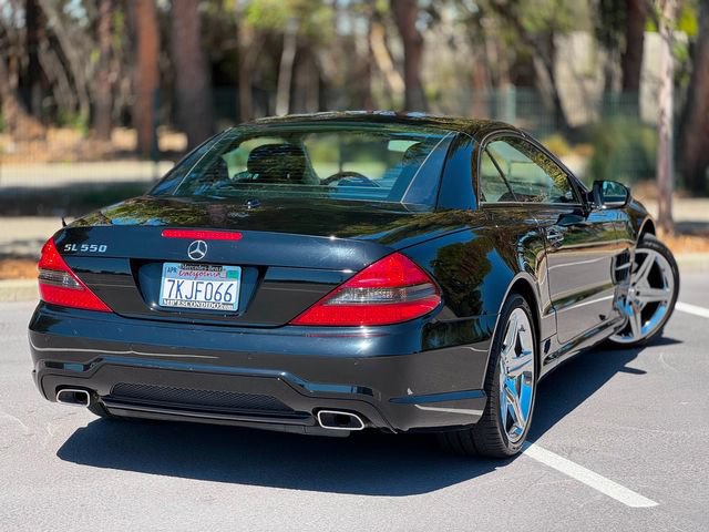 Used 2012 Mercedes-Benz SL 550 image 18