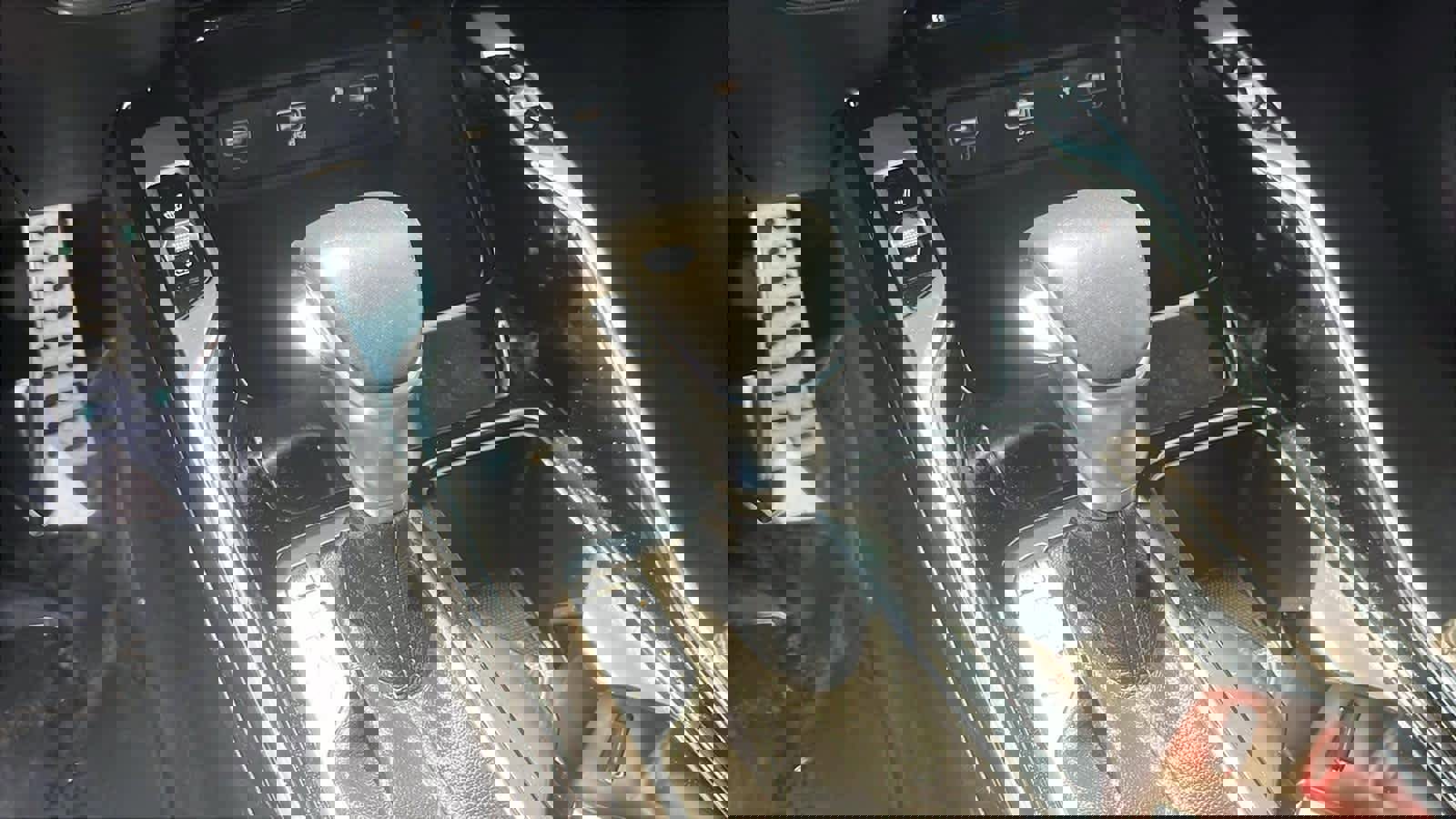 Used 2023 Kia Sorento SX image 17