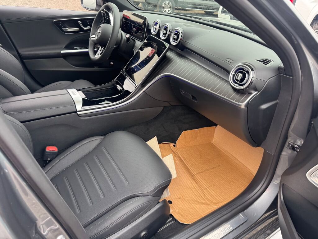 New 2026 Mercedes-Benz C 300 4MATIC Sedan image 21