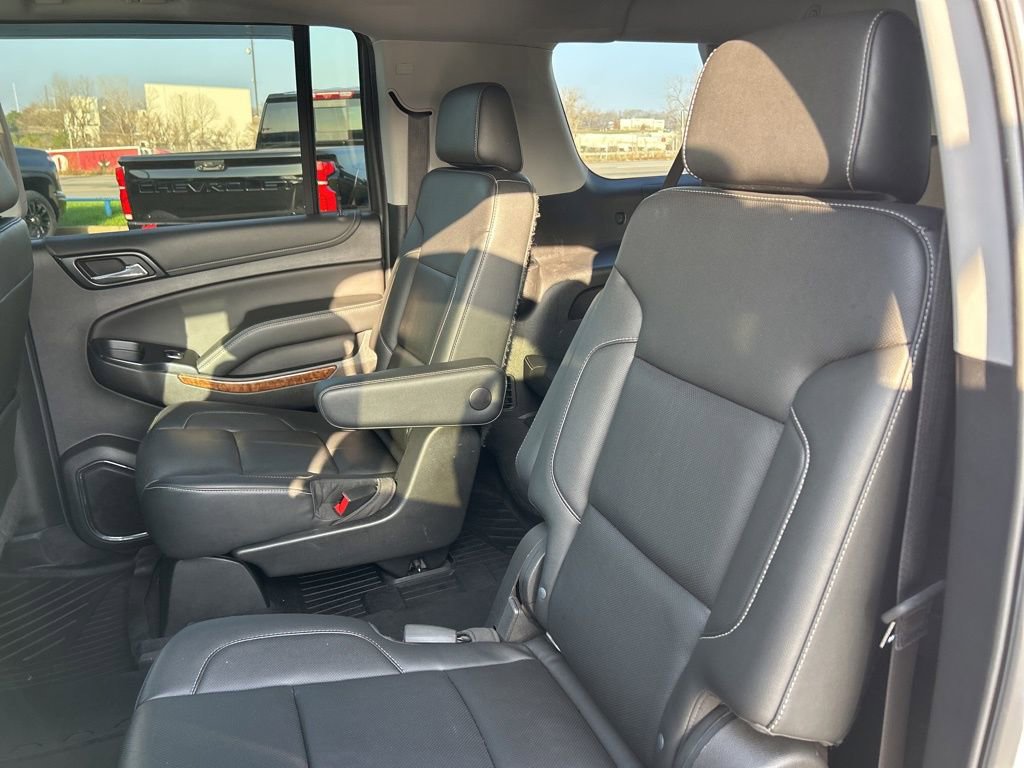 Used 2019 Chevrolet Suburban Premier image 44