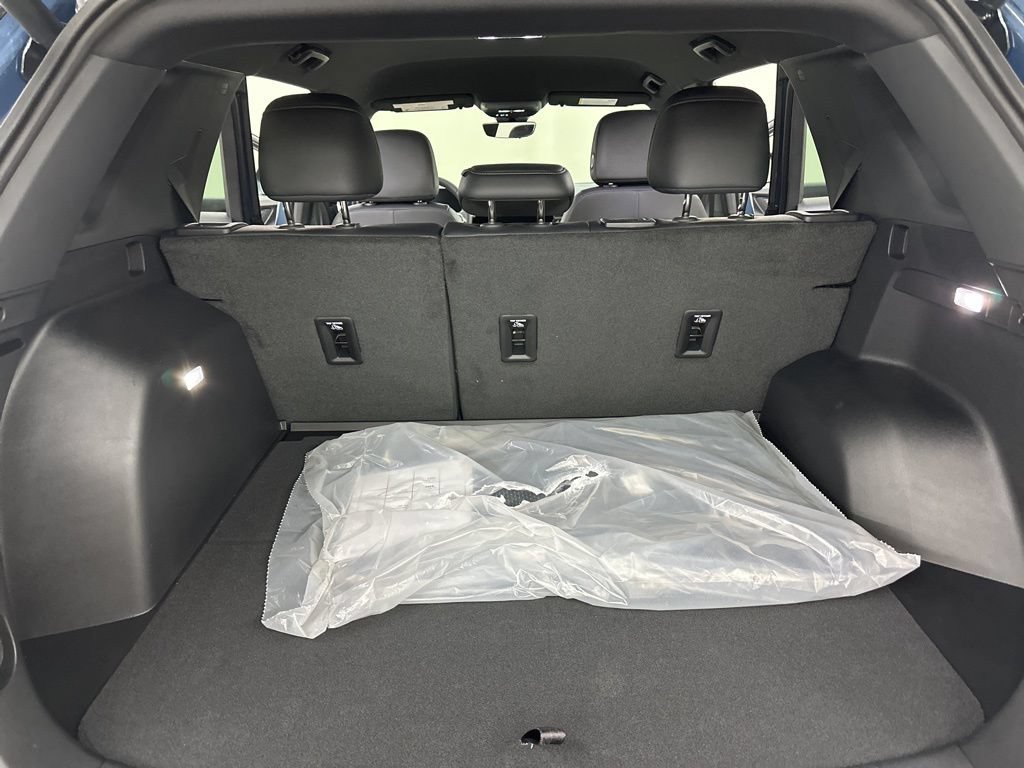 New 2026 Chevrolet Equinox LT w/ Convenience Package II AWD/4WD image 26
