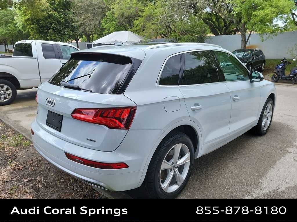 Used 2020 Audi Q5 Premium Plus image 16