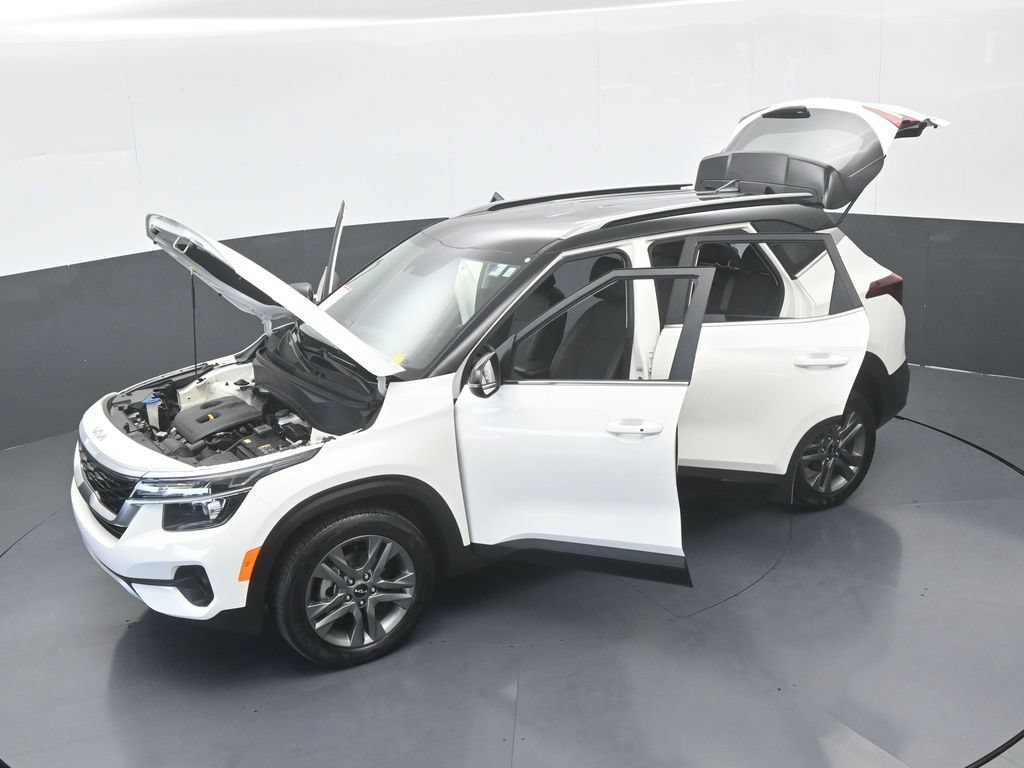 Used 2023 Kia Seltos S FWD image 58