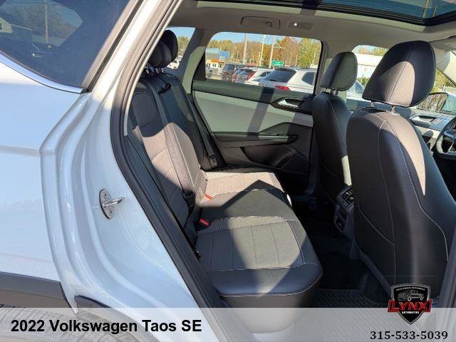 Used 2022 Volkswagen Taos SE w/ Panoramic Sunroof Package image 46