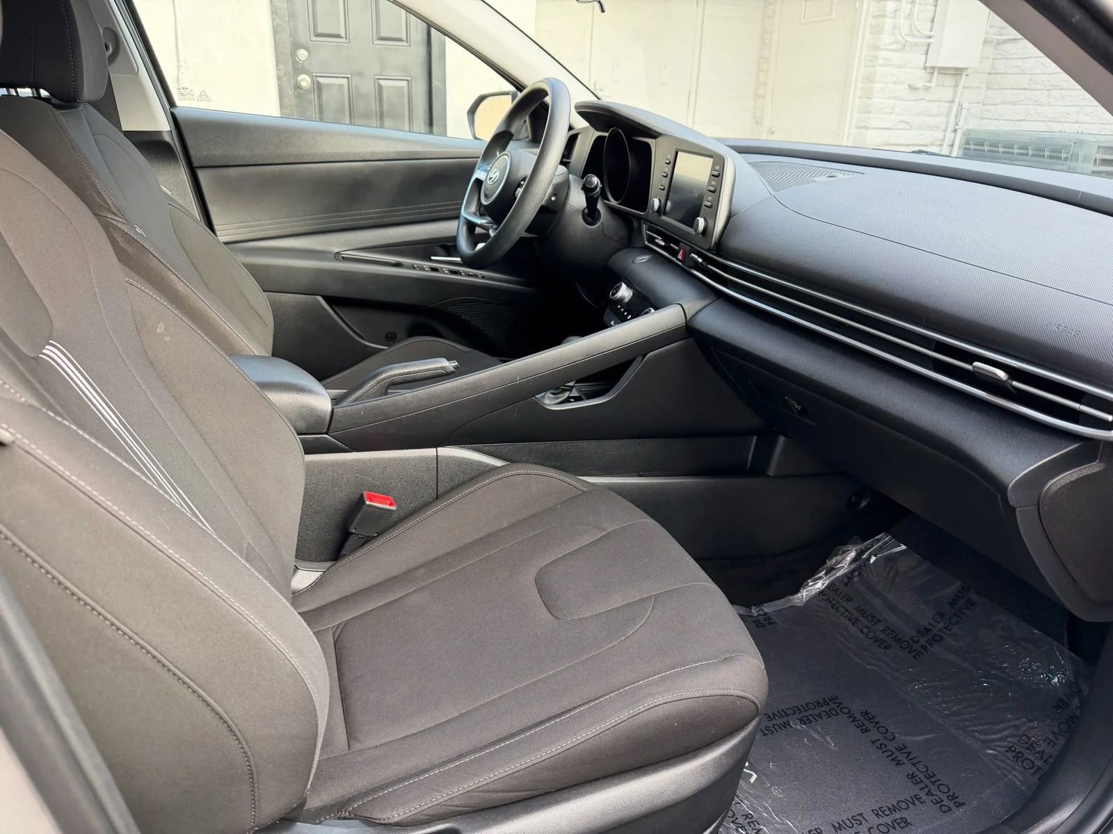 Used 2023 Hyundai Elantra SEL FWD image 14