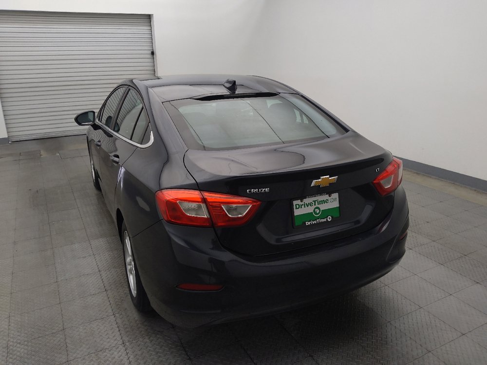 Used 2016 Chevrolet Cruze LT FWD image 6