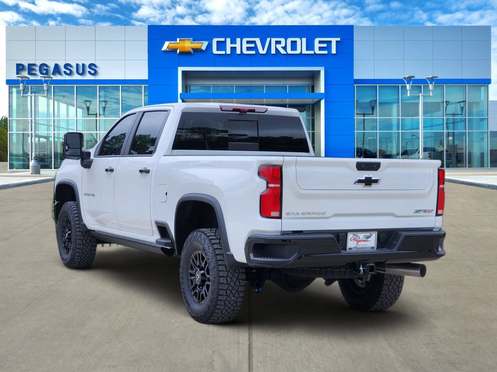 New 2026 Chevrolet Silverado 2500 ZR2 AWD/4WD image 4
