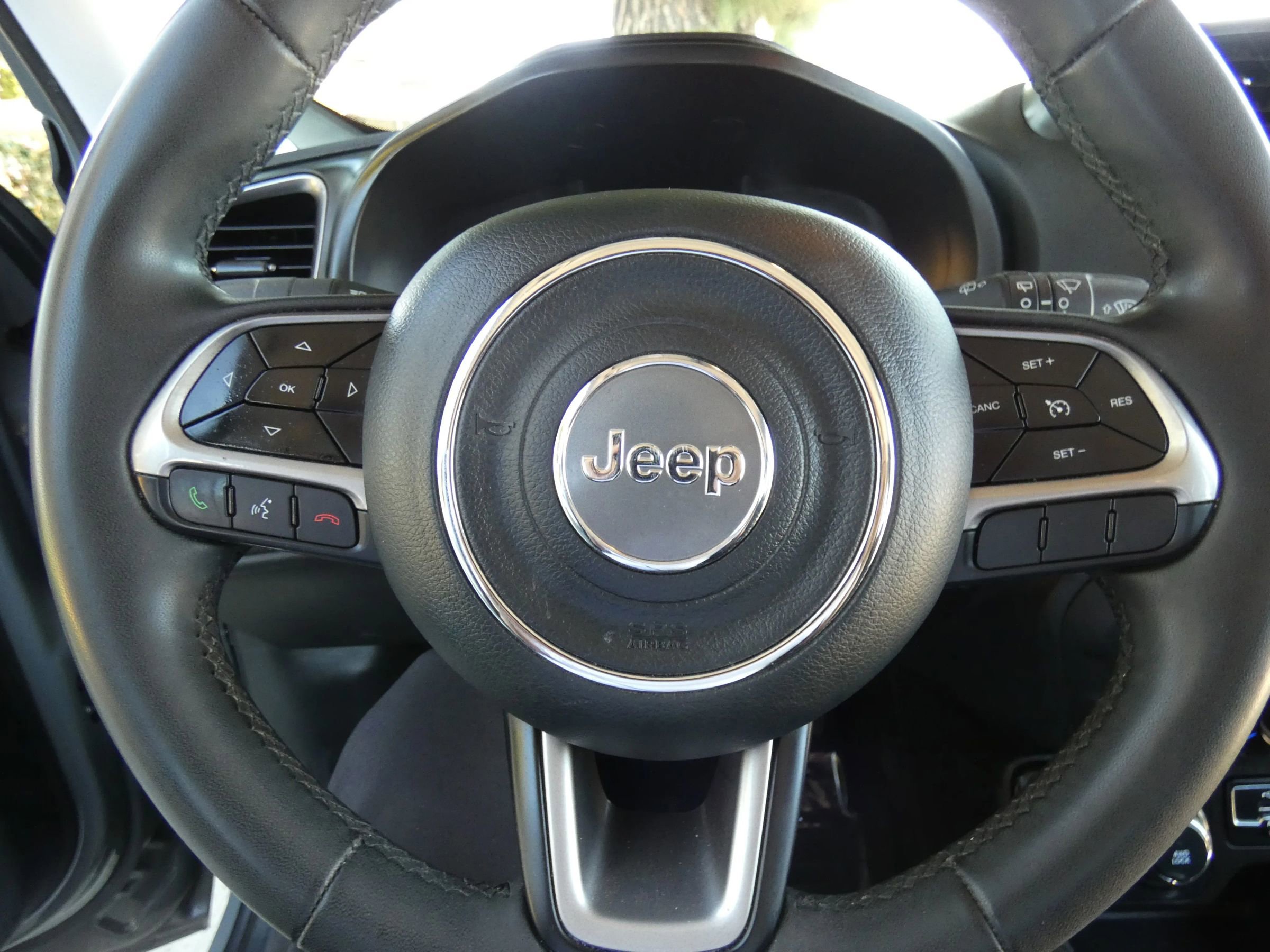 Used 2022 Jeep Renegade Latitude image 65