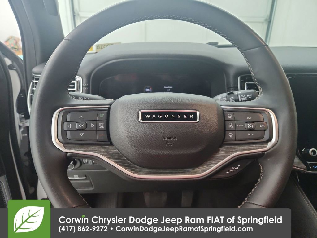 Used 2024 Jeep Wagoneer L Series II w/ Flexible Seating Group image 22