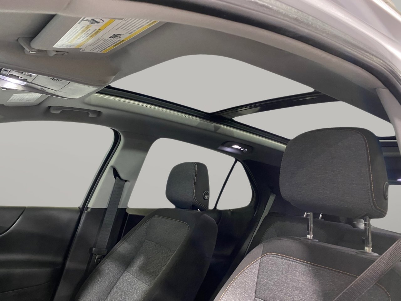 Used 2022 Chevrolet Equinox LT image 17