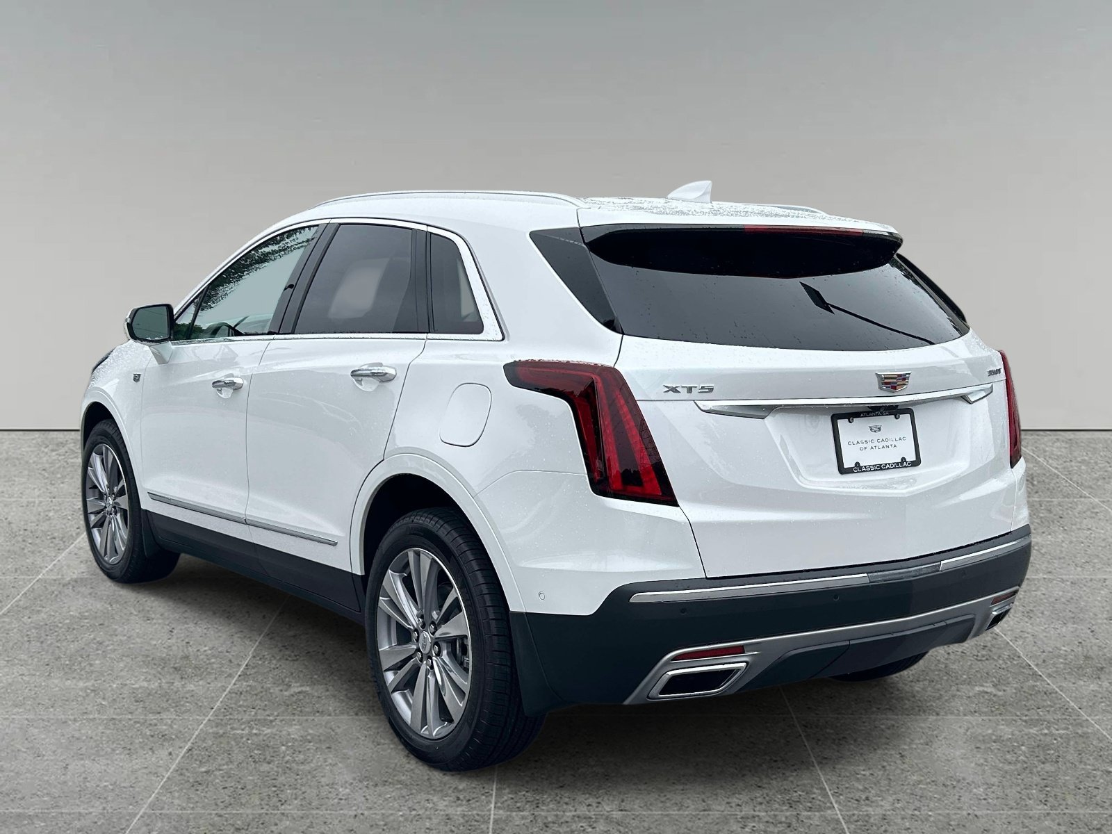 New 2026 Cadillac XT5 Premium Luxury w/ Driver Assist Package FWD image 3