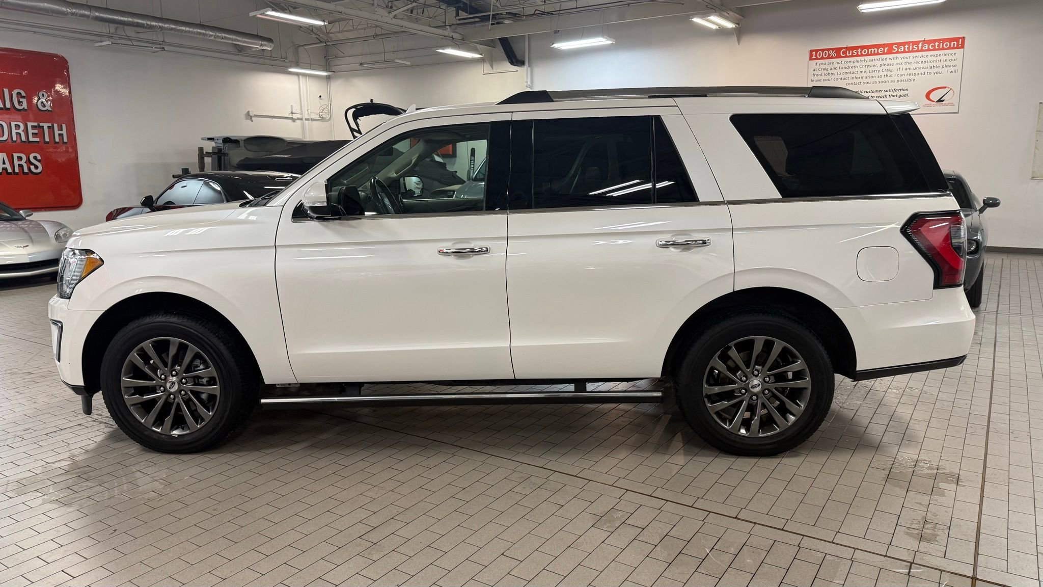 Used 2019 Ford Expedition Limited image 5