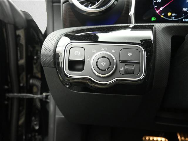 Certified 2026 Mercedes-Benz CLA 250 4MATIC image 18