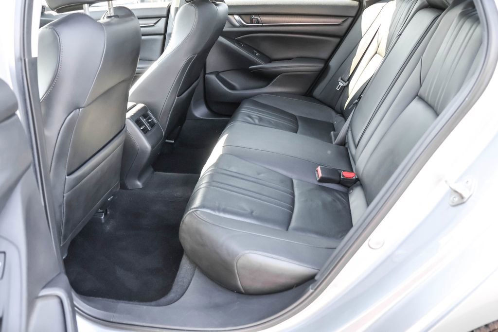 Used 2019 Honda Accord Touring image 31