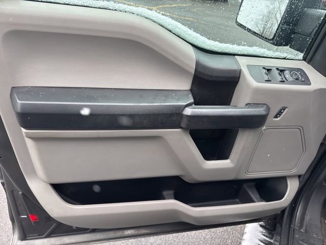 Used 2017 Ford F150 XL w/ Equipment Group 101A Mid AWD/4WD image 14