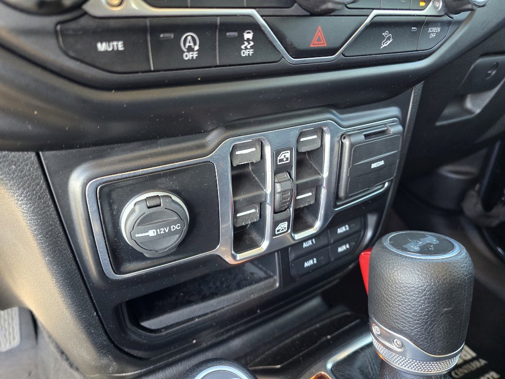 Used 2020 Jeep Wrangler Unlimited Sport image 22