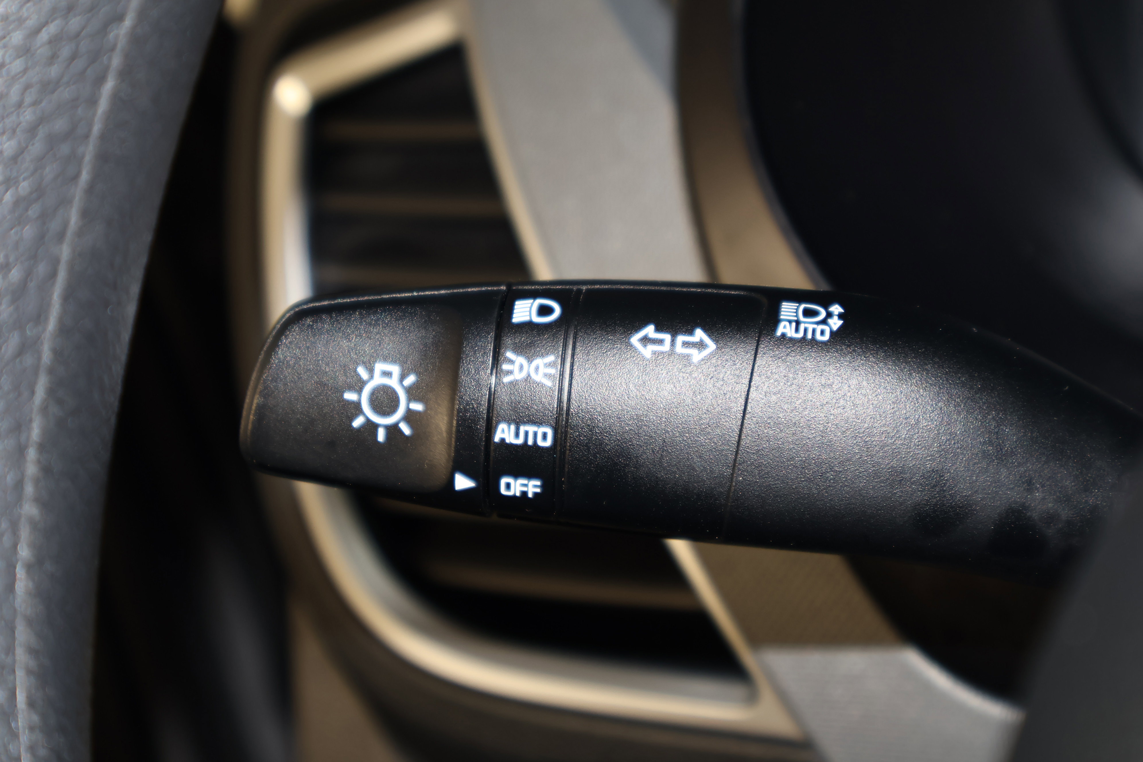 Used 2022 Kia Seltos LX image 22