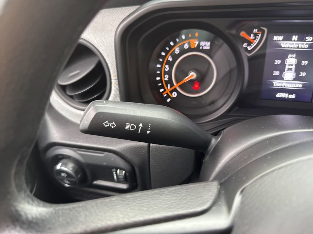 Used 2024 Jeep Gladiator Sport image 23