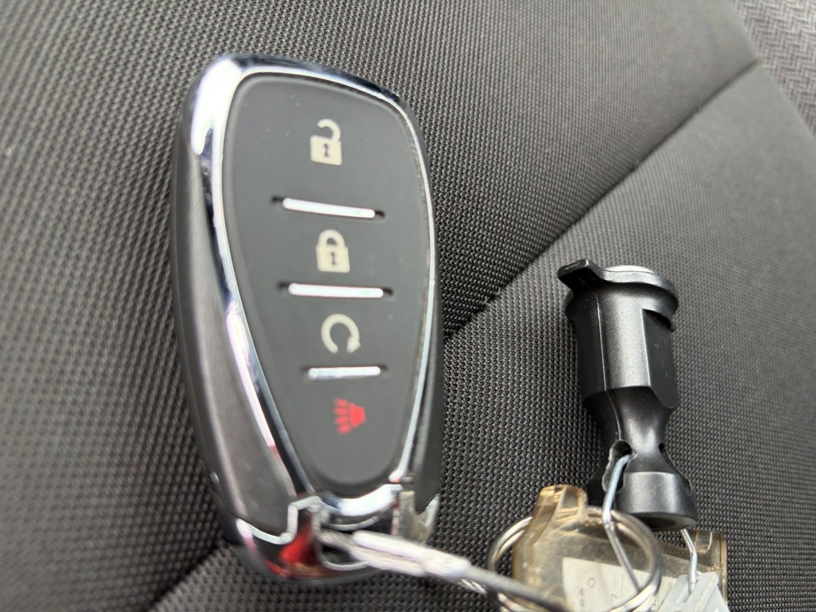 Used 2025 Chevrolet TrailBlazer LT image 23