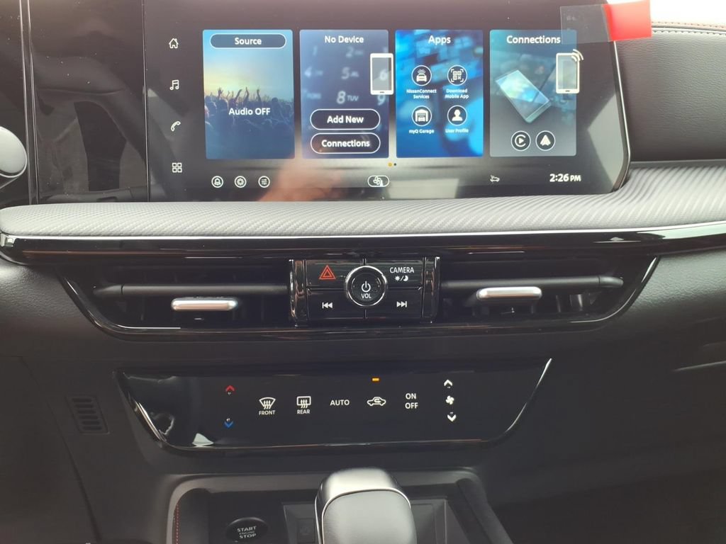New 2026 Nissan Kicks SR FWD image 19