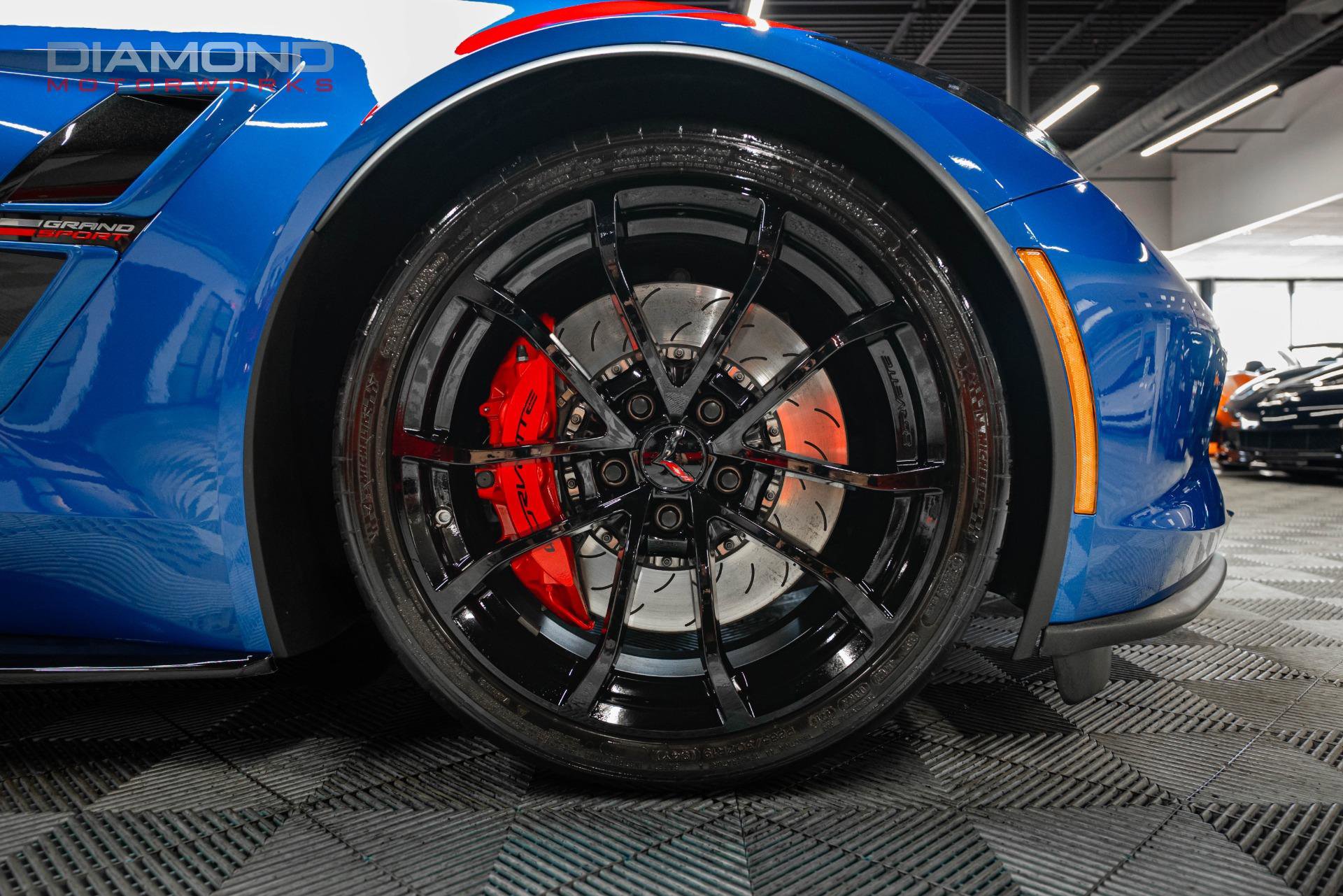 Used 2019 Chevrolet Corvette Grand Sport w/ Carbon Flash Badge Package image 87