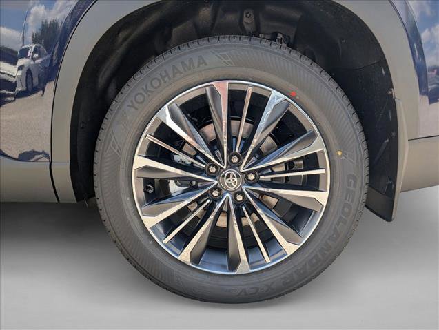 New 2026 Toyota Grand Highlander AWD Hybrid image 10