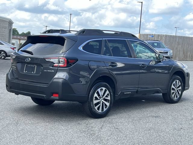 Used 2024 Subaru Outback Premium AWD/4WD image 13
