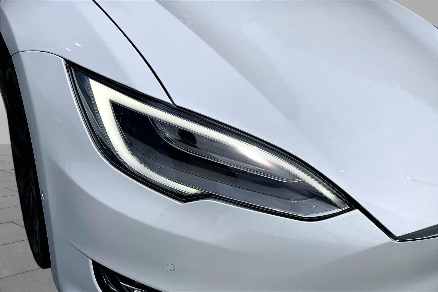 Used 2021 Tesla Model S Long Range Plus AWD/4WD image 26