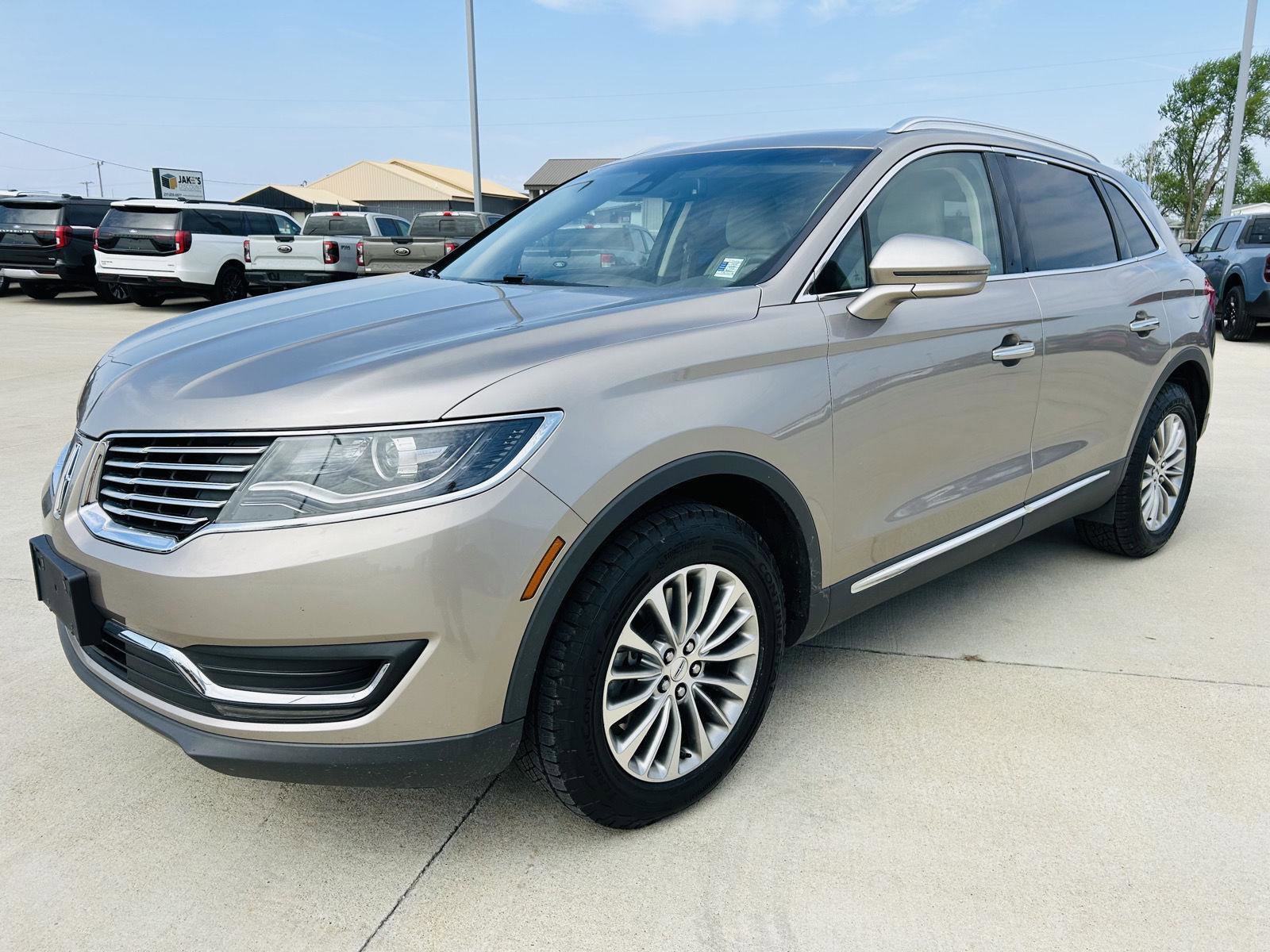 Used 2018 Lincoln MKX Select w/ Select Plus Package image 36