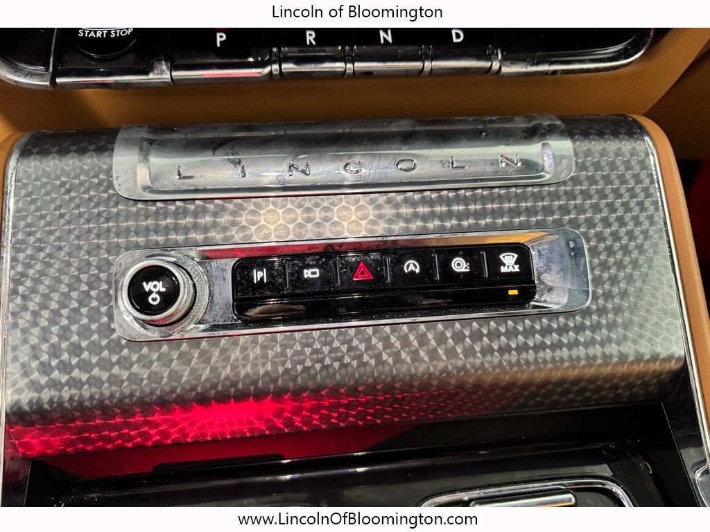 Certified 2025 Lincoln Aviator Black Label w/ Jet Appearance Package image 44