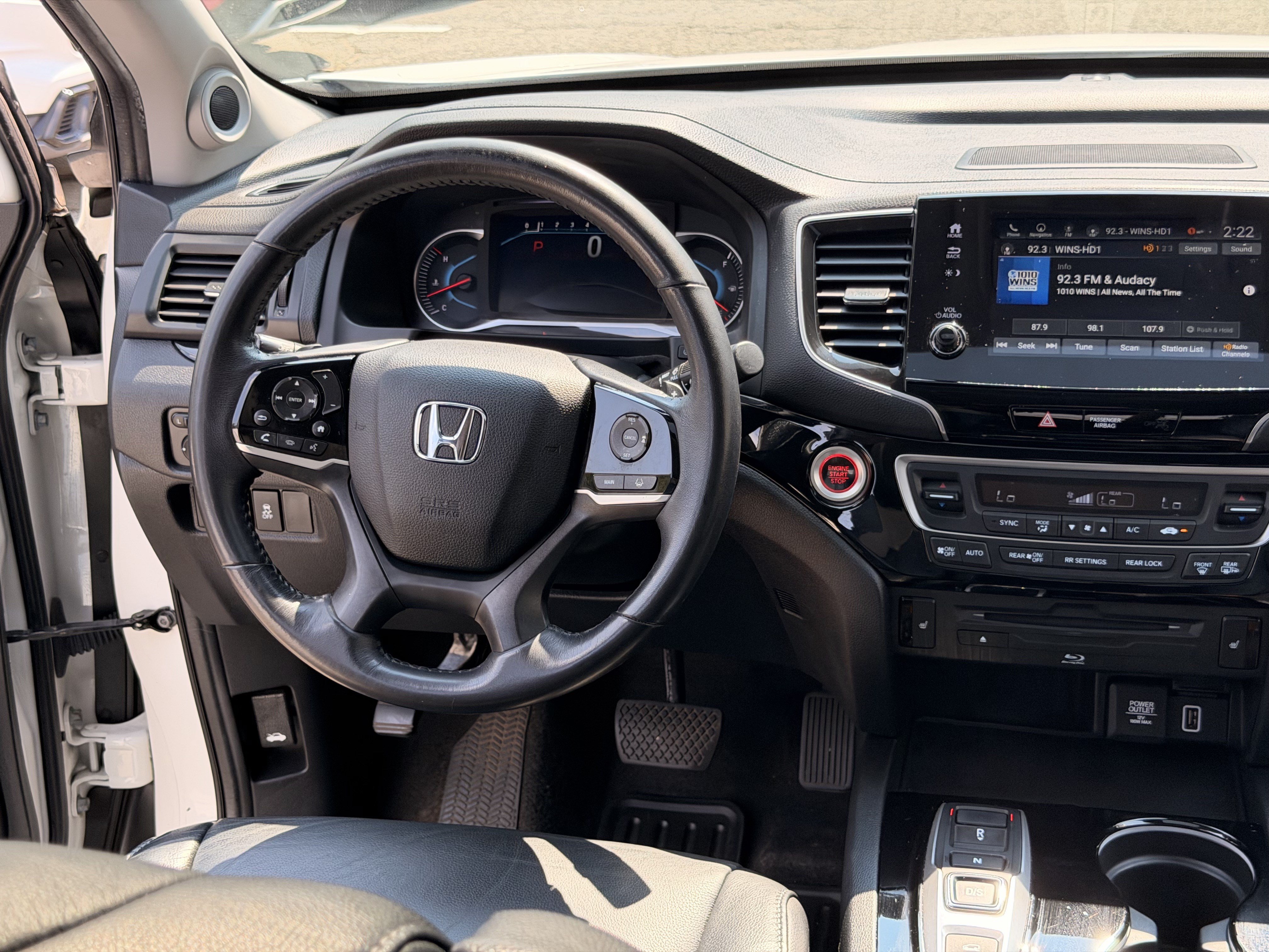 Certified 2019 Honda Pilot Touring image 15
