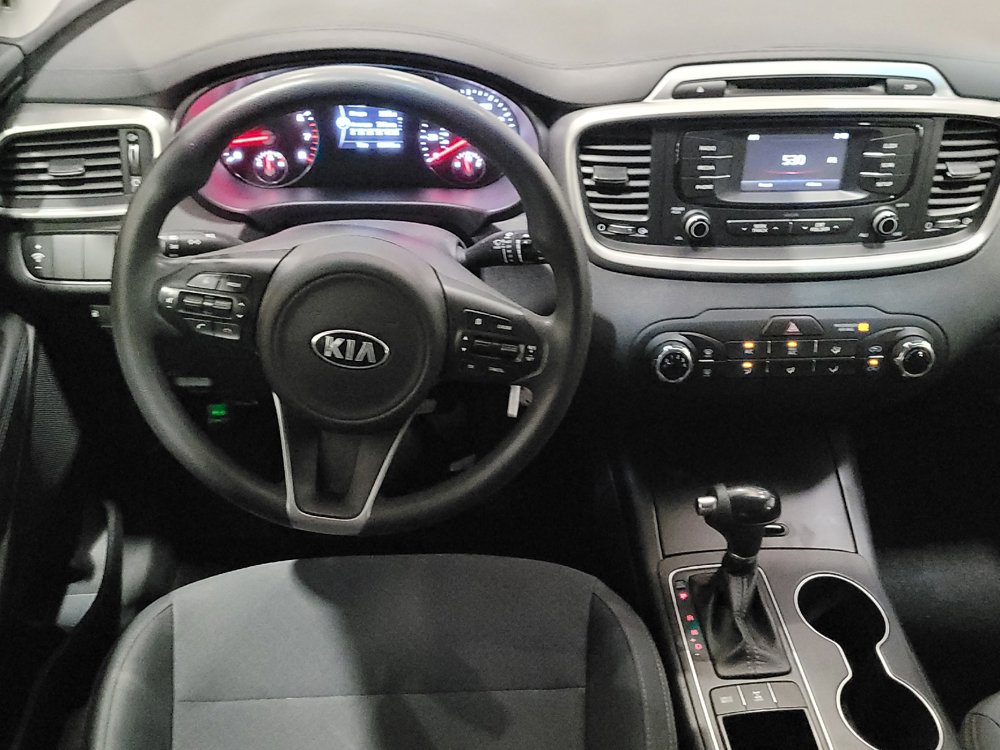 Used 2017 Kia Sorento AWD image 22