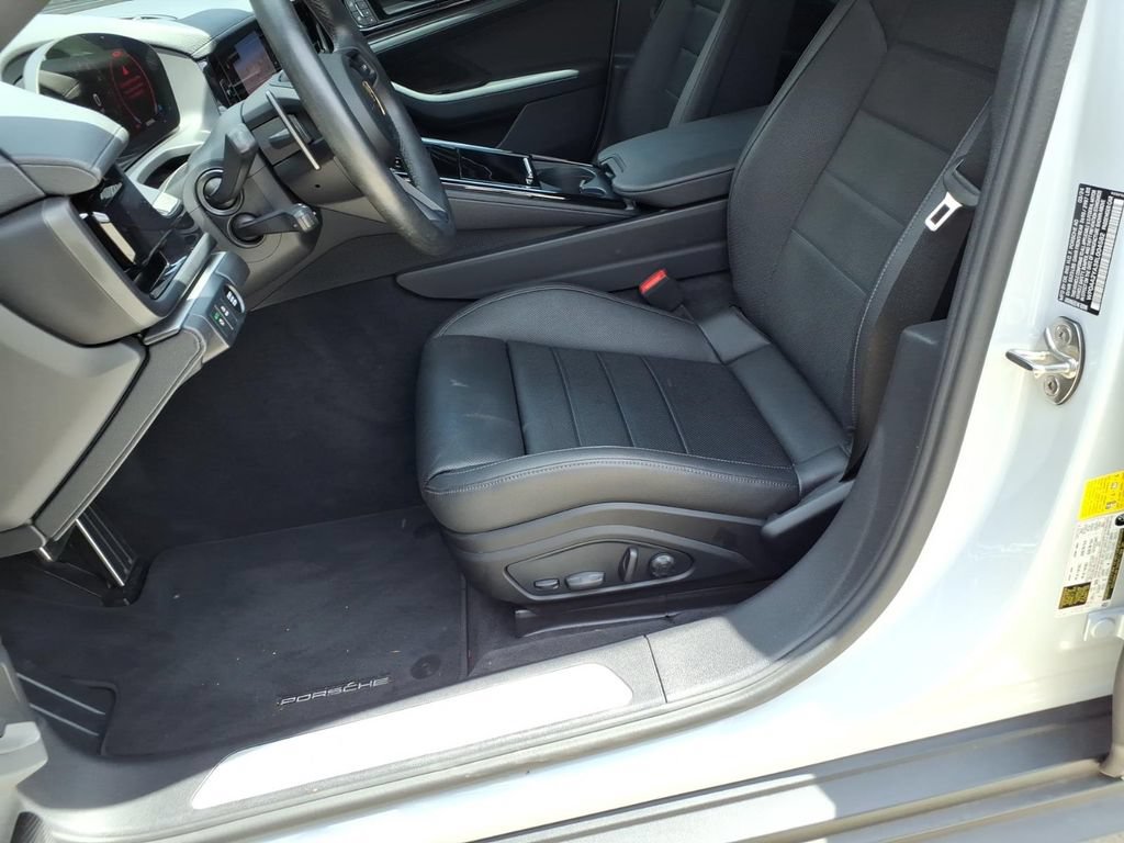 Certified 2024 Porsche Panamera RWD image 16