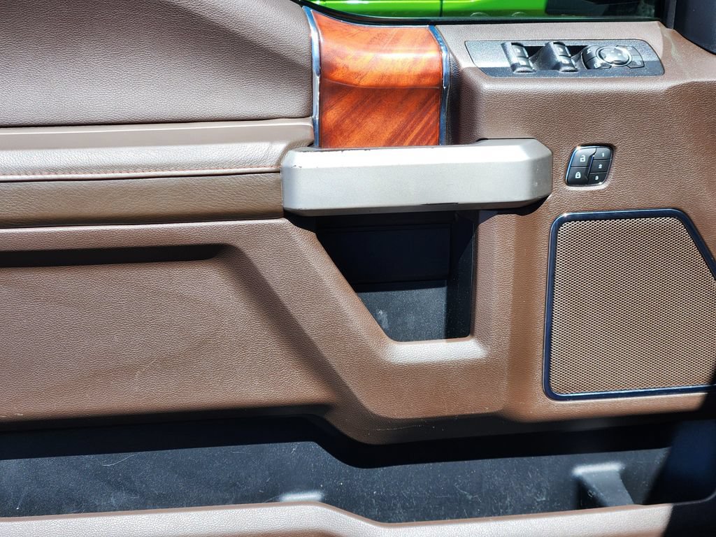 Used 2019 Ford F150 King Ranch w/ Equipment Group 601A Luxury AWD/4WD image 14