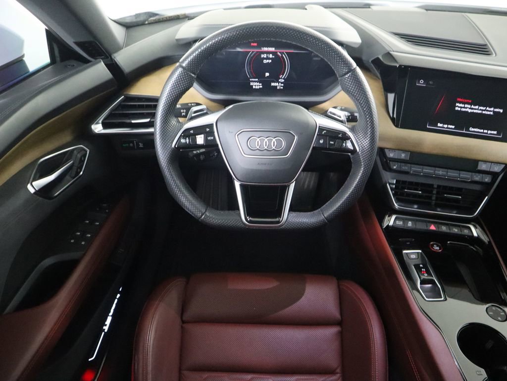 Certified 2023 Audi e-tron GT Prestige image 10