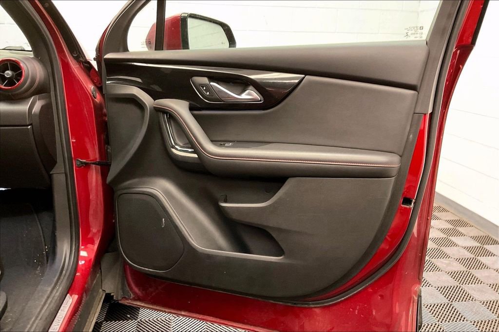 Used 2022 Chevrolet Blazer RS FWD image 22