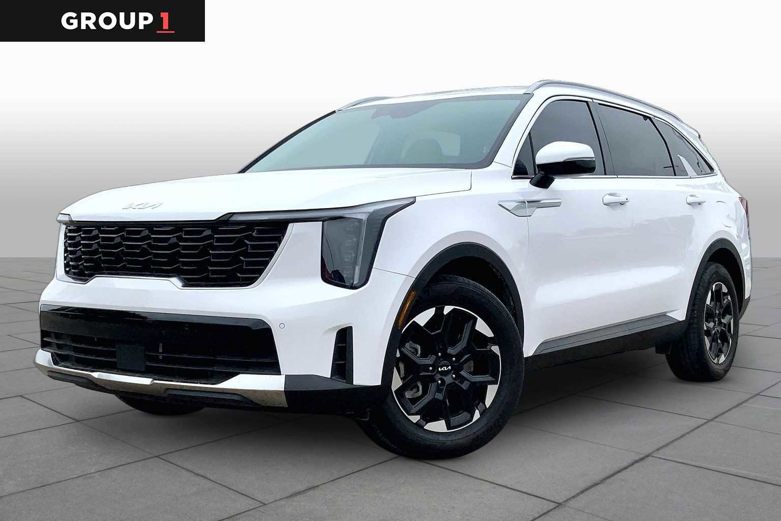 Used 2025 Kia Sorento S