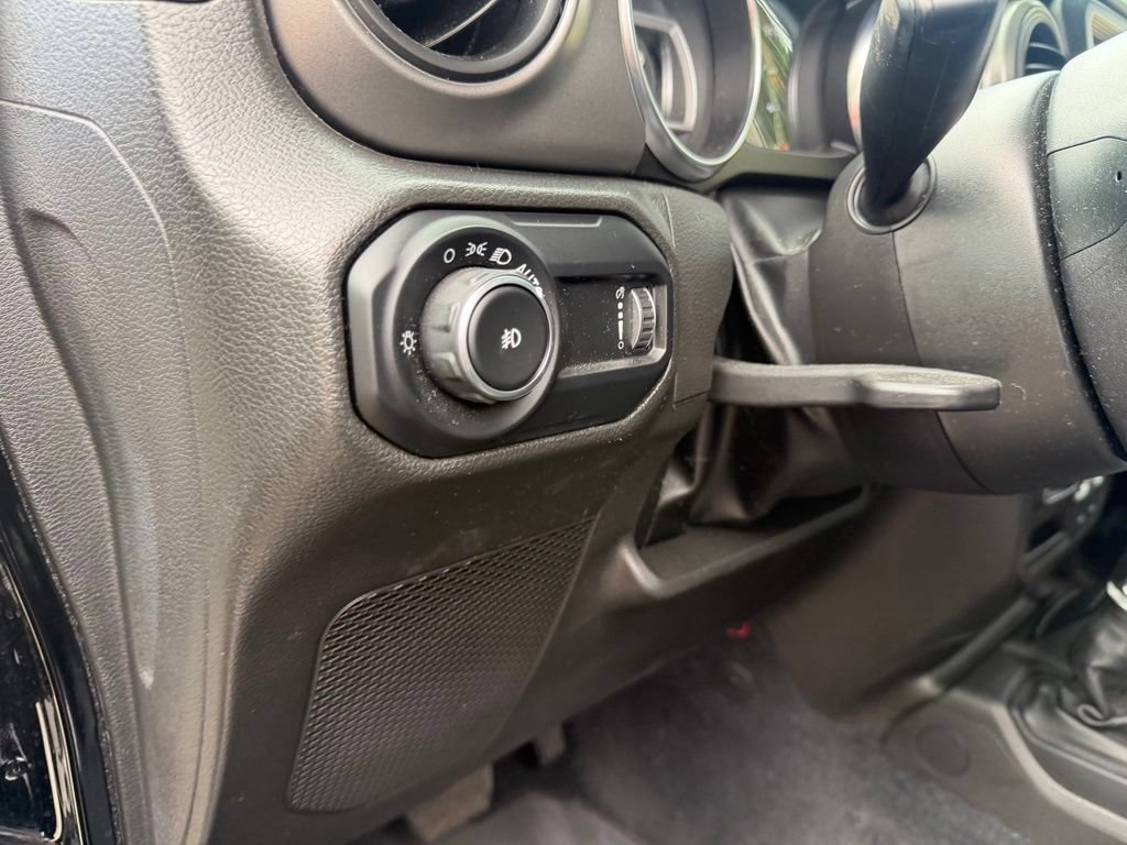 Used 2023 Jeep Wrangler Unlimited Sport AWD/4WD image 20