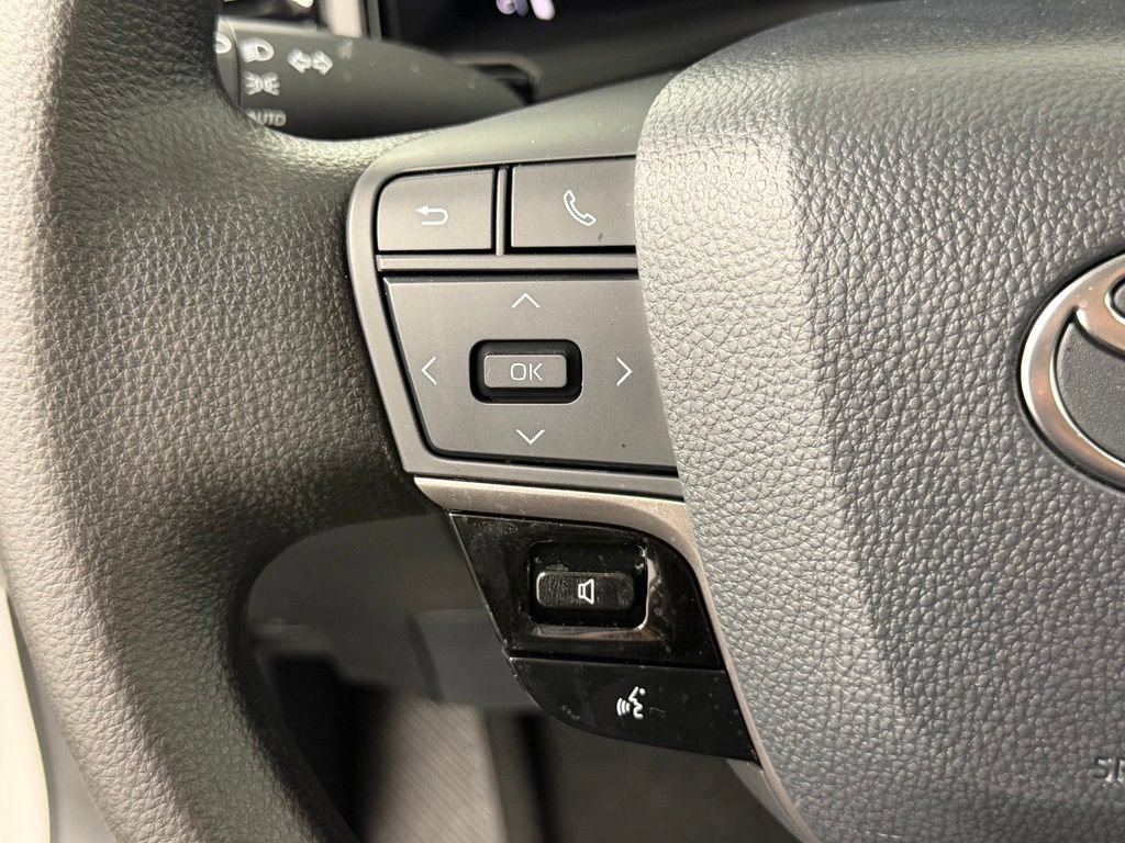 Used 2026 Toyota Camry LE w/ Convenience Package FWD image 26