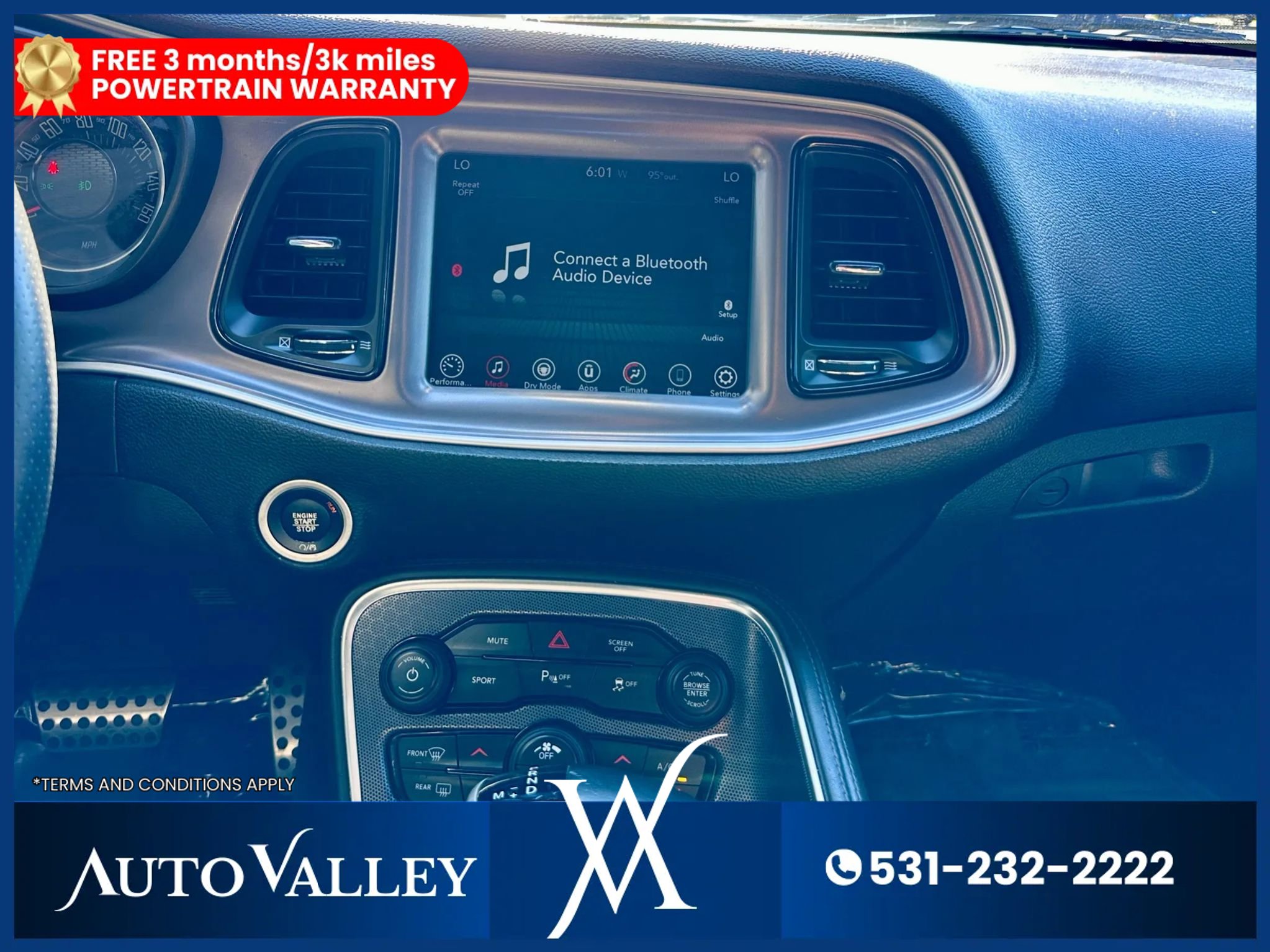 Used 2017 Dodge Challenger R/T image 23