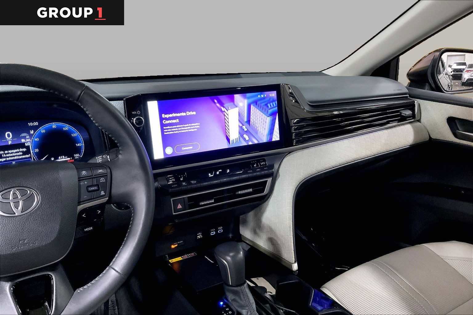 Used 2025 Toyota Camry XLE AWD/4WD image 7