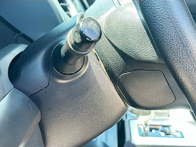 Used 2018 Toyota Tundra SR5 w/ SR5 Upgrade Package AWD/4WD image 10