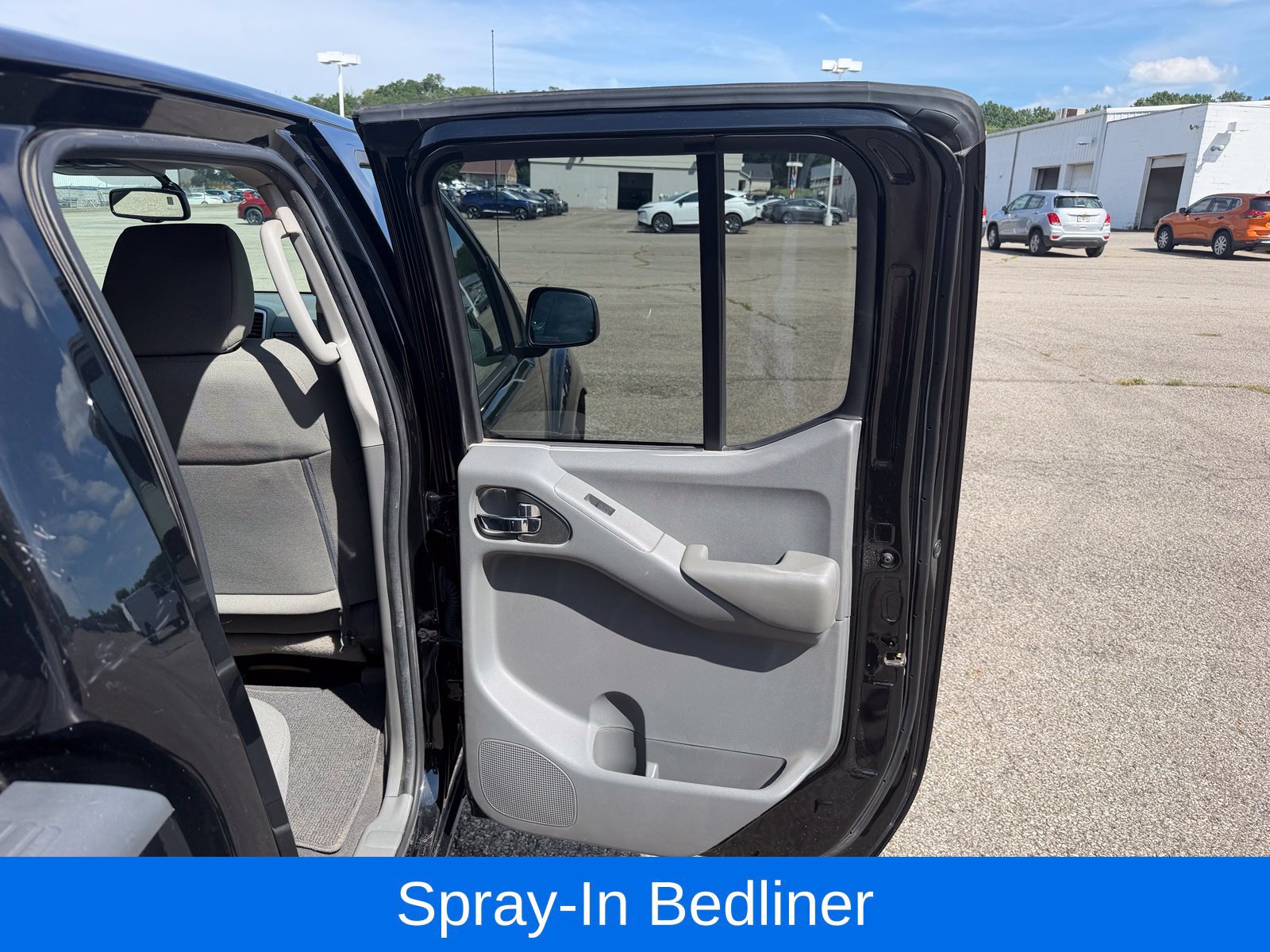 Used 2019 Nissan Frontier SV w/ Value Truck Package AWD/4WD image 30