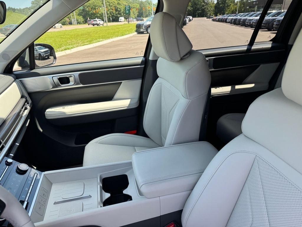 New 2026 Hyundai Santa Fe SEL FWD image 10
