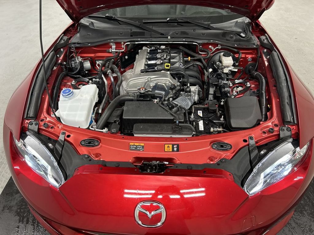 Used 2021 MAZDA MX-5 Miata Grand Touring RWD image 23