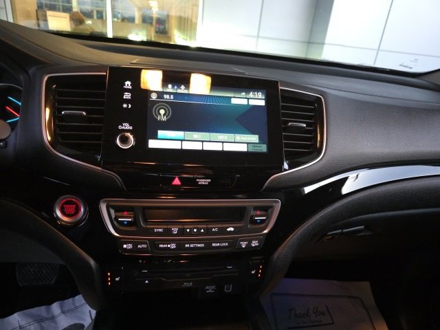 Used 2022 Honda Pilot Touring image 31