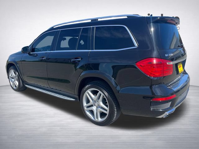 Used 2016 Mercedes-Benz GL 550 4MATIC image 5