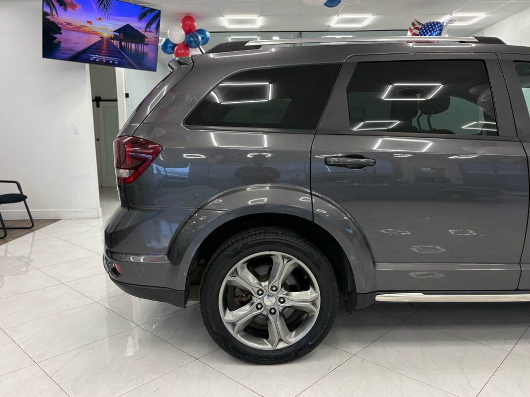 Used 2017 Dodge Journey Crossroad image 8