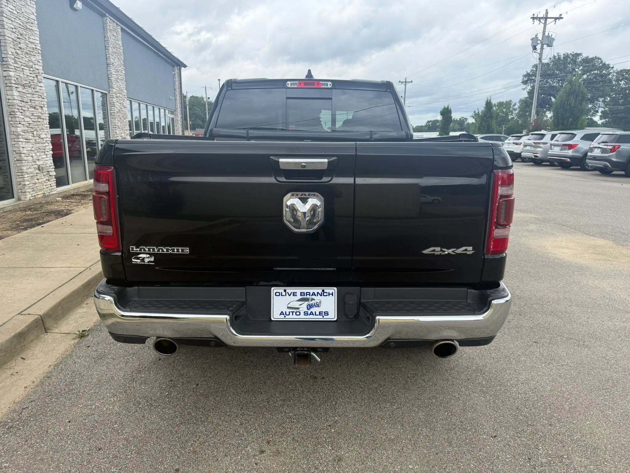 Used 2020 RAM 1500 Laramie AWD/4WD image 6